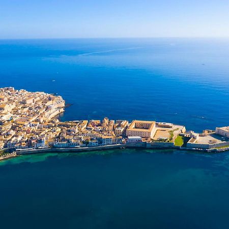Villa Nisa Apartment Sea View Fontane Bianche Εξωτερικό φωτογραφία